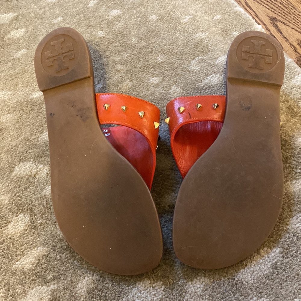 Tory Burch leather studded accent sandals. Size 6.5 - Picture 2 of 3